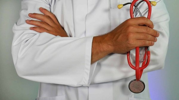 Utilisation de l'analytique avancée pour améliorer la prise de décision dans le secteur de la santé