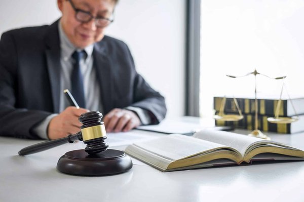 Les astuces pour sélectionner le meilleur avocat à Arras
