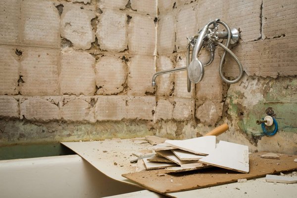 Rénovation d'une salle de bain pour séniors : les points clés à connaître